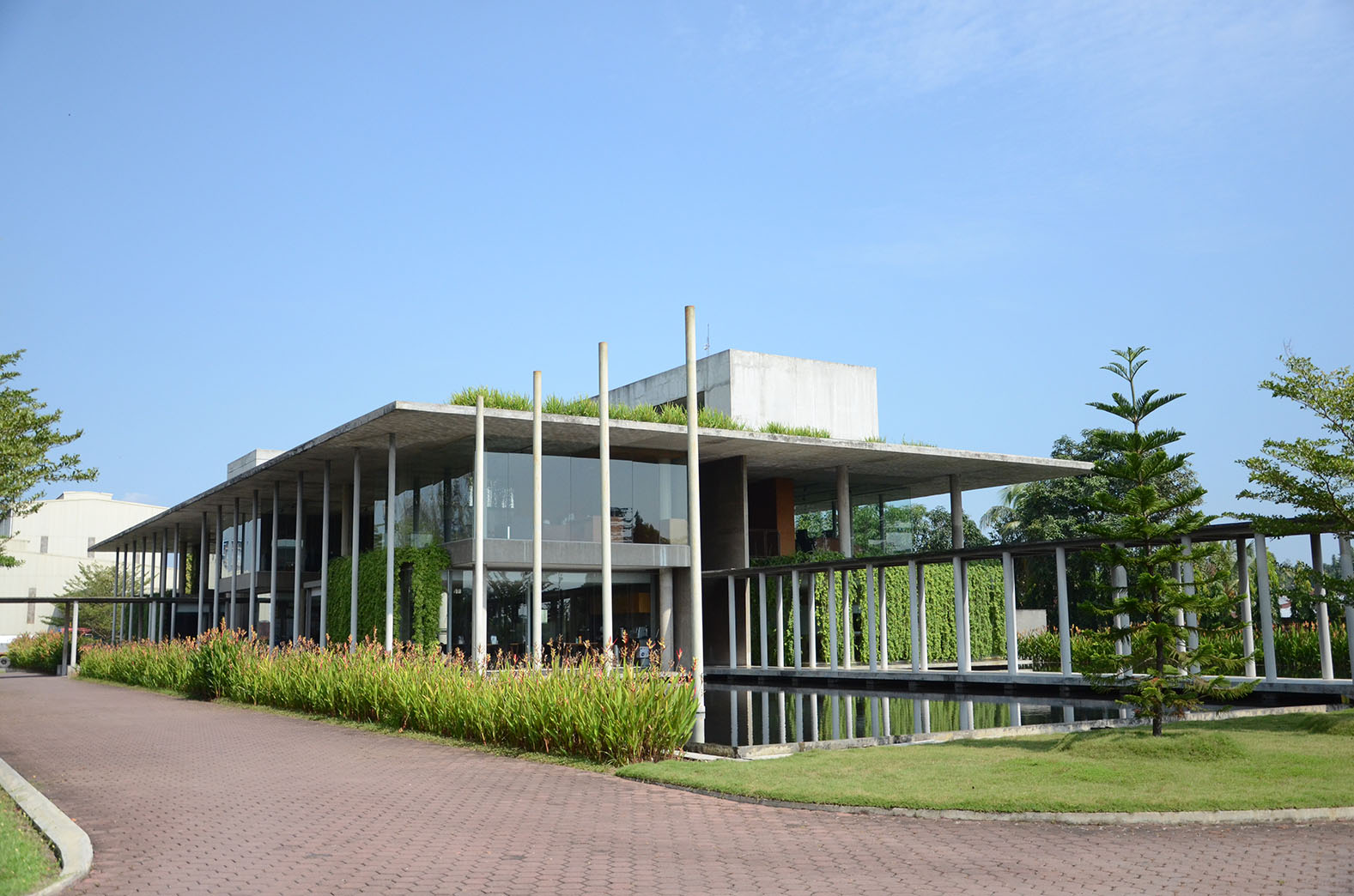 Gedung EIP
